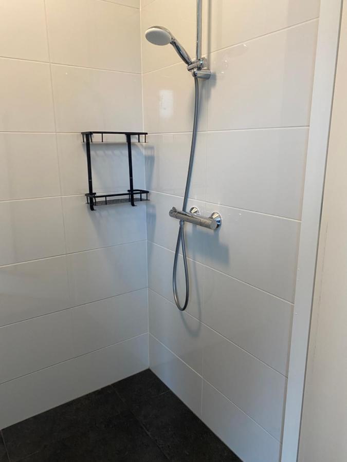 Warm Welkom! Zeer Ruime Prive Studio Met Tuin Harlingen Exterior foto